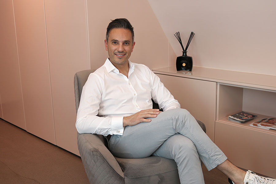 Dr. med. Hutan Asgarouladi — Facharzt für Plastische und Ästhetische Chirurgie